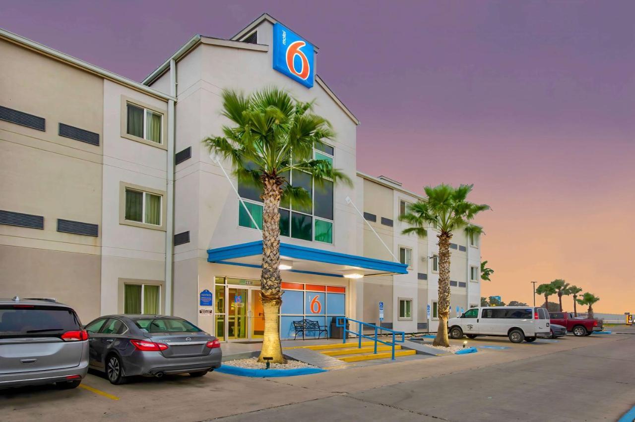 Motel 6-Eagle Pass, Tx - Lakeside Exterior photo