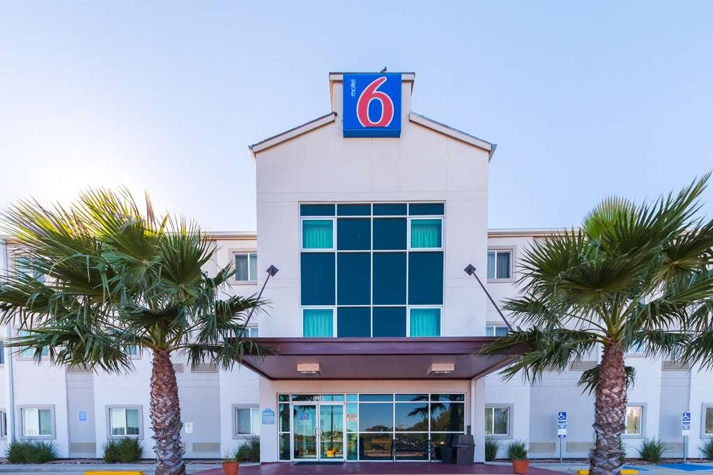 Motel 6-Eagle Pass, Tx - Lakeside Exterior photo
